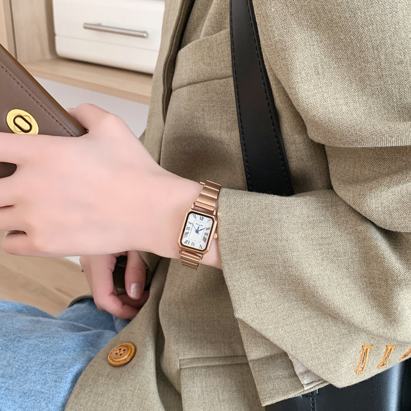 2024新款女士手表女款ins风复古细表带小巧精致港风女潮流石英表