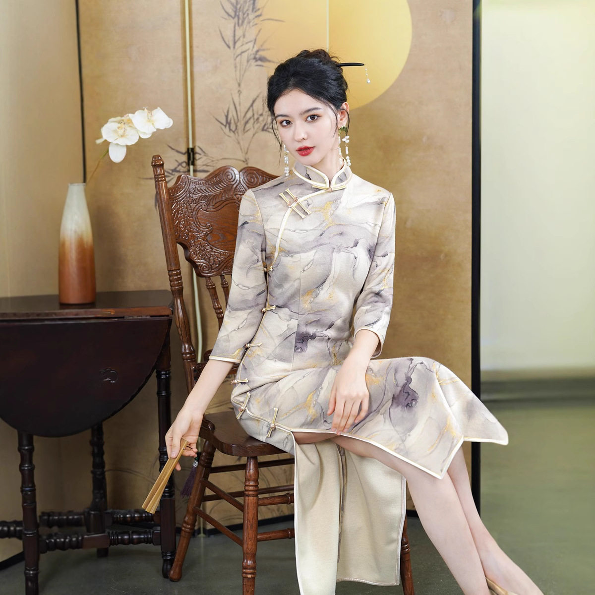 唐之恋改良新中式端旗袍女秋冬级国风灰色长袖2025长款显年轻