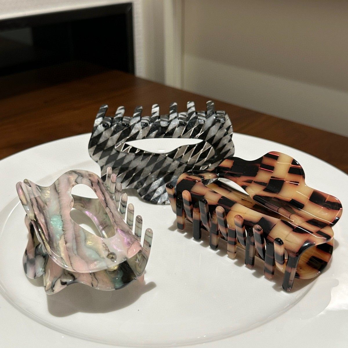 【配防尘袋】尤mu联名款鲨鱼夹进口醋酸板材豹纹色色大号发夹盘发,饰品/流行首饰/时尚饰品新,发饰,淘宝优惠券,粉丝福利购,淘宝优惠卷