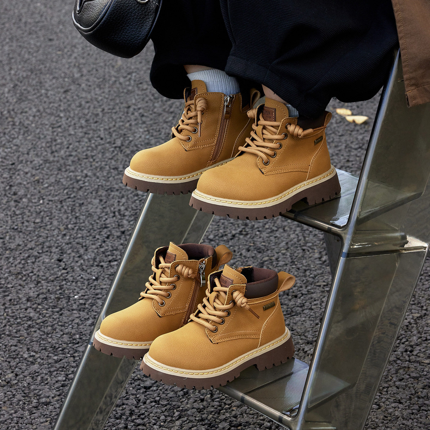 2026新款儿童工装马丁靴男童女童春秋季加绒短靴复古黄大黄靴潮鞋