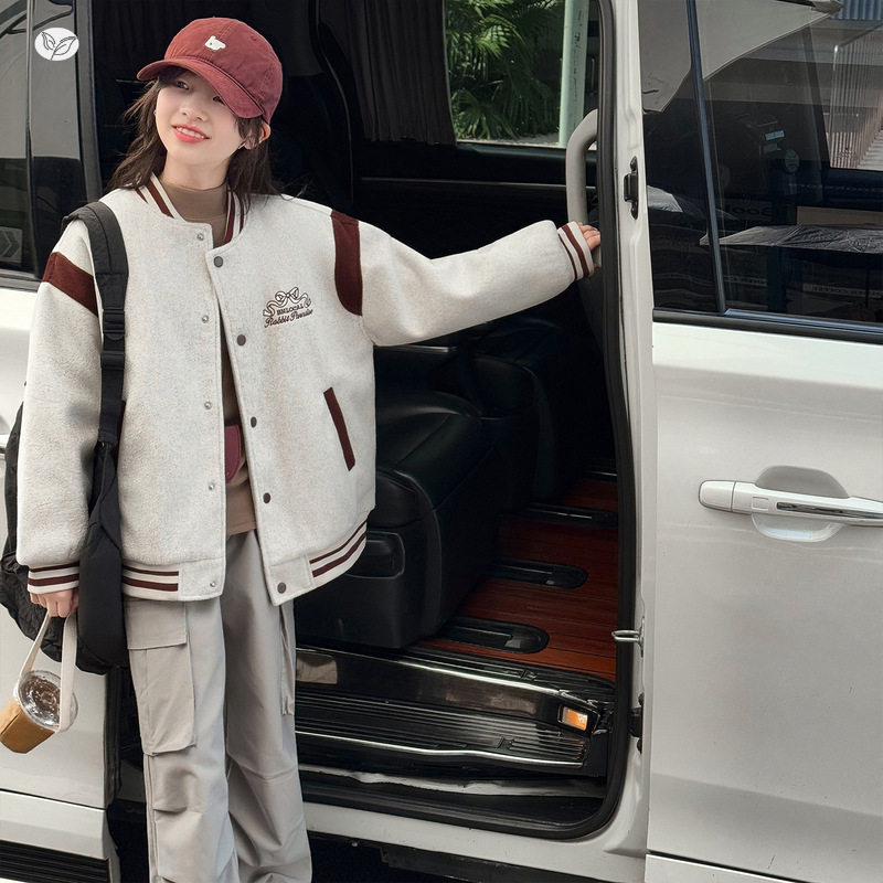 女童2025年秋冬新款蝴蝶结刺绣呢料棉服女大童保暖时尚棒球服外套，童装棉衣，祺儿童装