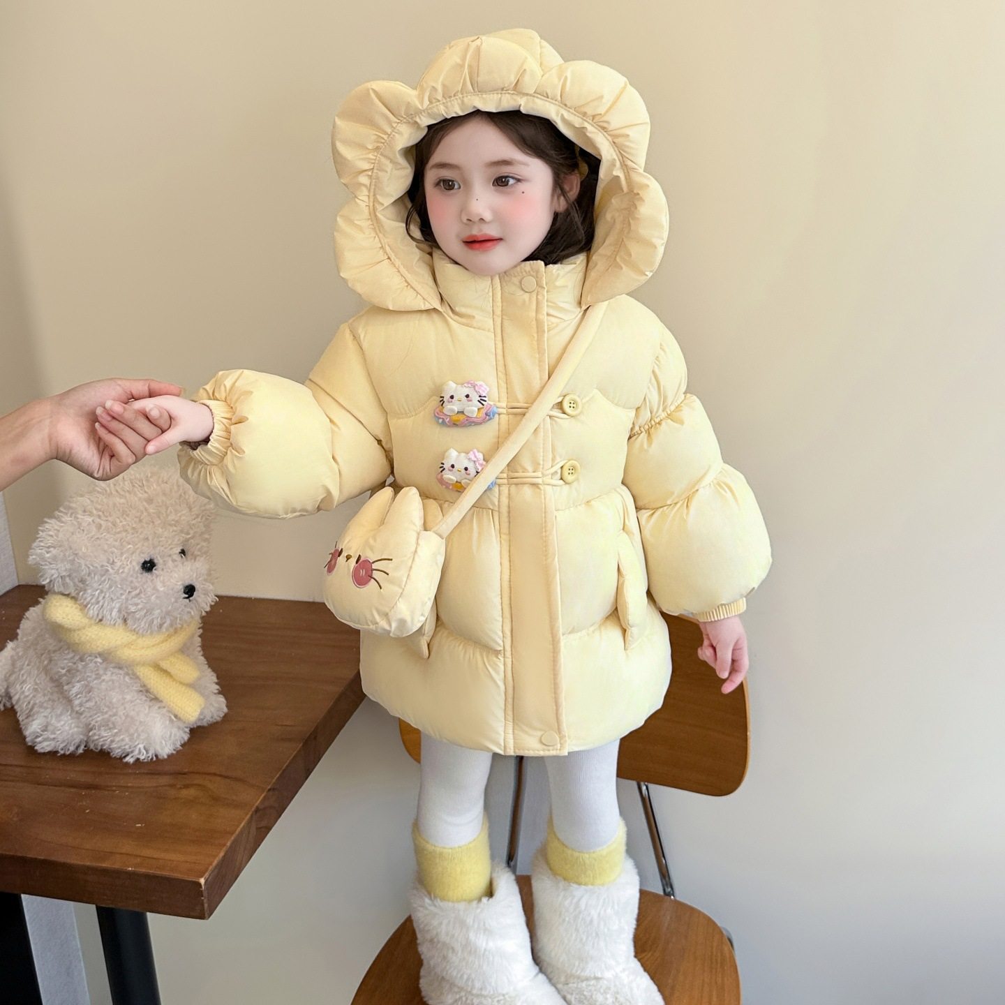 女童冬季加厚棉服2025新款女孩冬装连帽棉袄女冬款保暖洋气外套，童装棉衣，祺妙童装