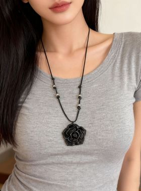 冷艳山茶花长款项链复古民族风吊坠女25年新款古风手作编织锁骨链