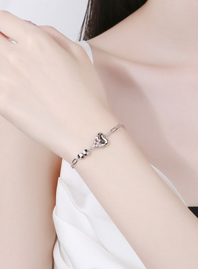 2026个性风潮ins风女手链原创设计时尚爱心黑白珠子搭配手链手饰