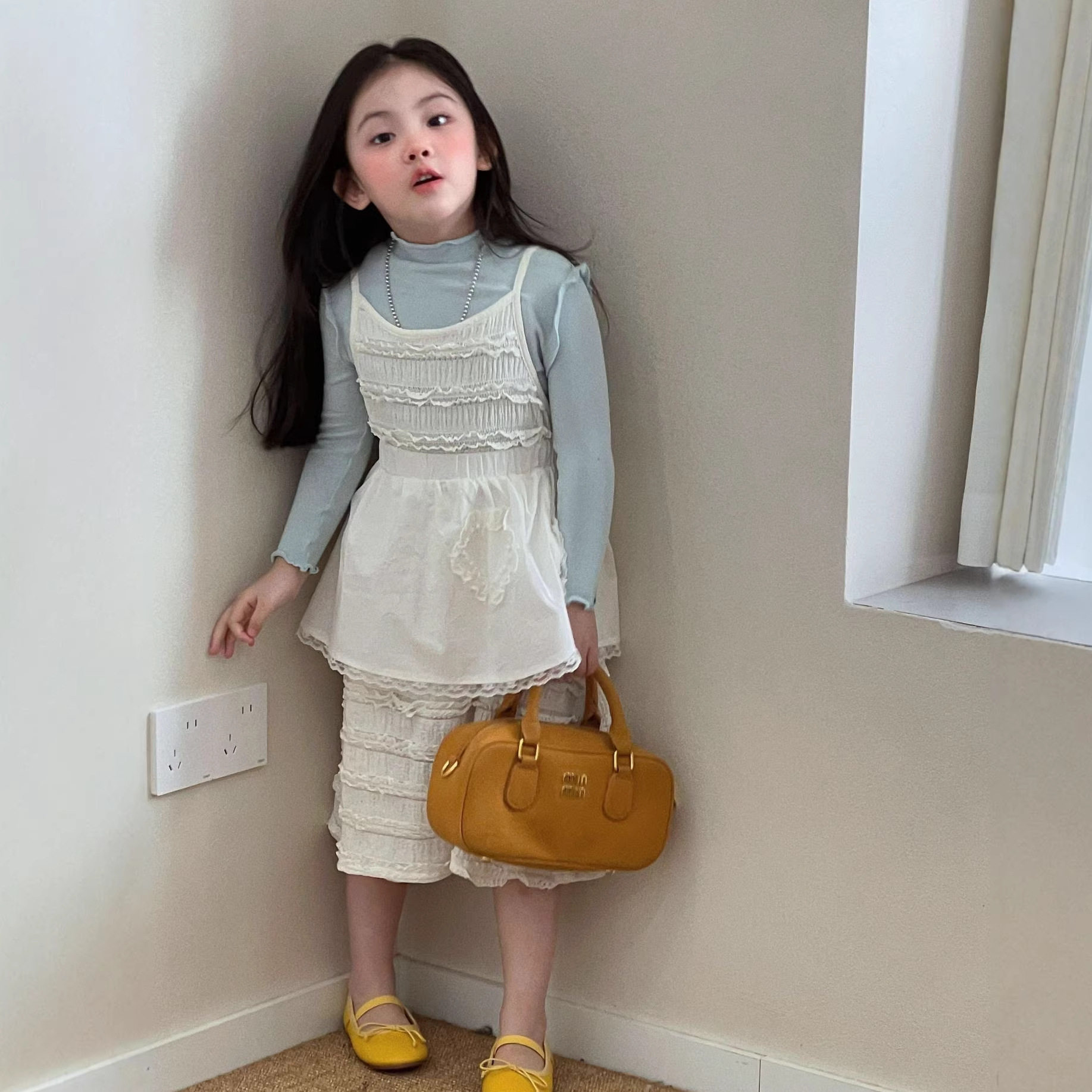 女童套装春款2026新款韩版蕾丝长袖吊带裙儿童纯色T恤背心连衣裙