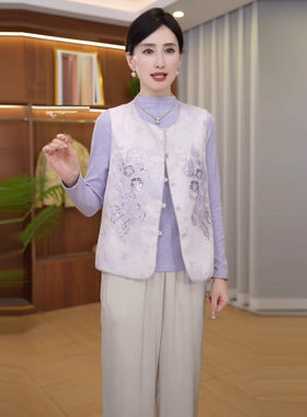 女士马甲套装中老年人