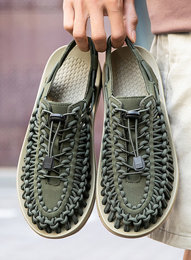 沙滩鞋溯溪鞋涉水鞋 sandals Roman outdoor hiking wading shoes