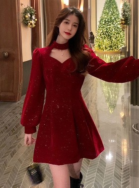 晚礼服轻奢端小众订婚红色过年战袍丝绒连衣裙秋冬女新娘敬酒服