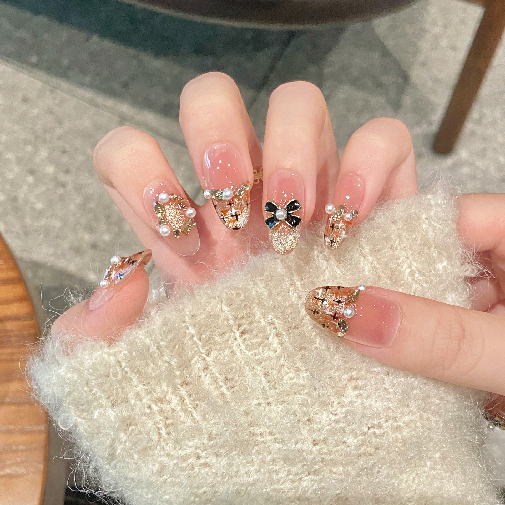 实拍【焦糖小香风】精致法式猫眼高级感显白手工穿戴甲可拆卸美甲