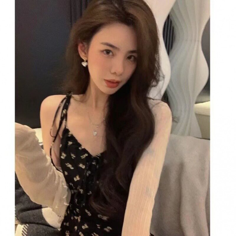 女士可爱小熊印花吊带连衣裙2023新款显瘦修身开衫高级感套装