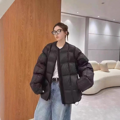 鸭绒服泡芙轻柔圆领面包服羽绒服女冬季新款短款韩版宽松时尚外套