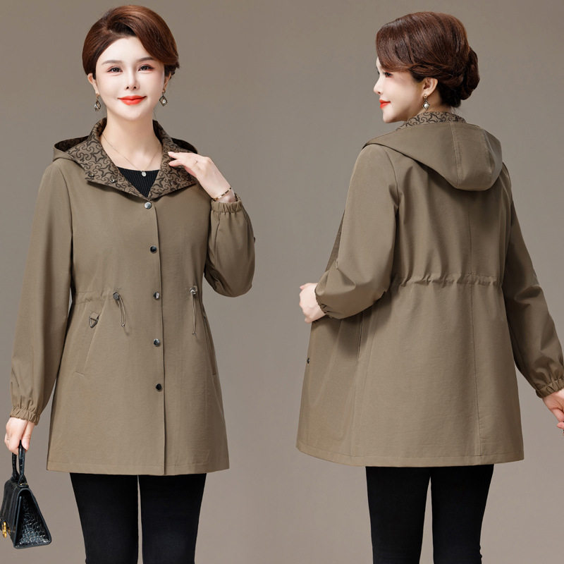 胖太太特大码女装春装中老年加肥加大200斤胖妈妈风衣外套奶奶装