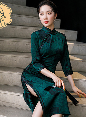 2021秋冬季新款中国风绿色女士复古立领旗袍晚宴会优雅礼服C8019