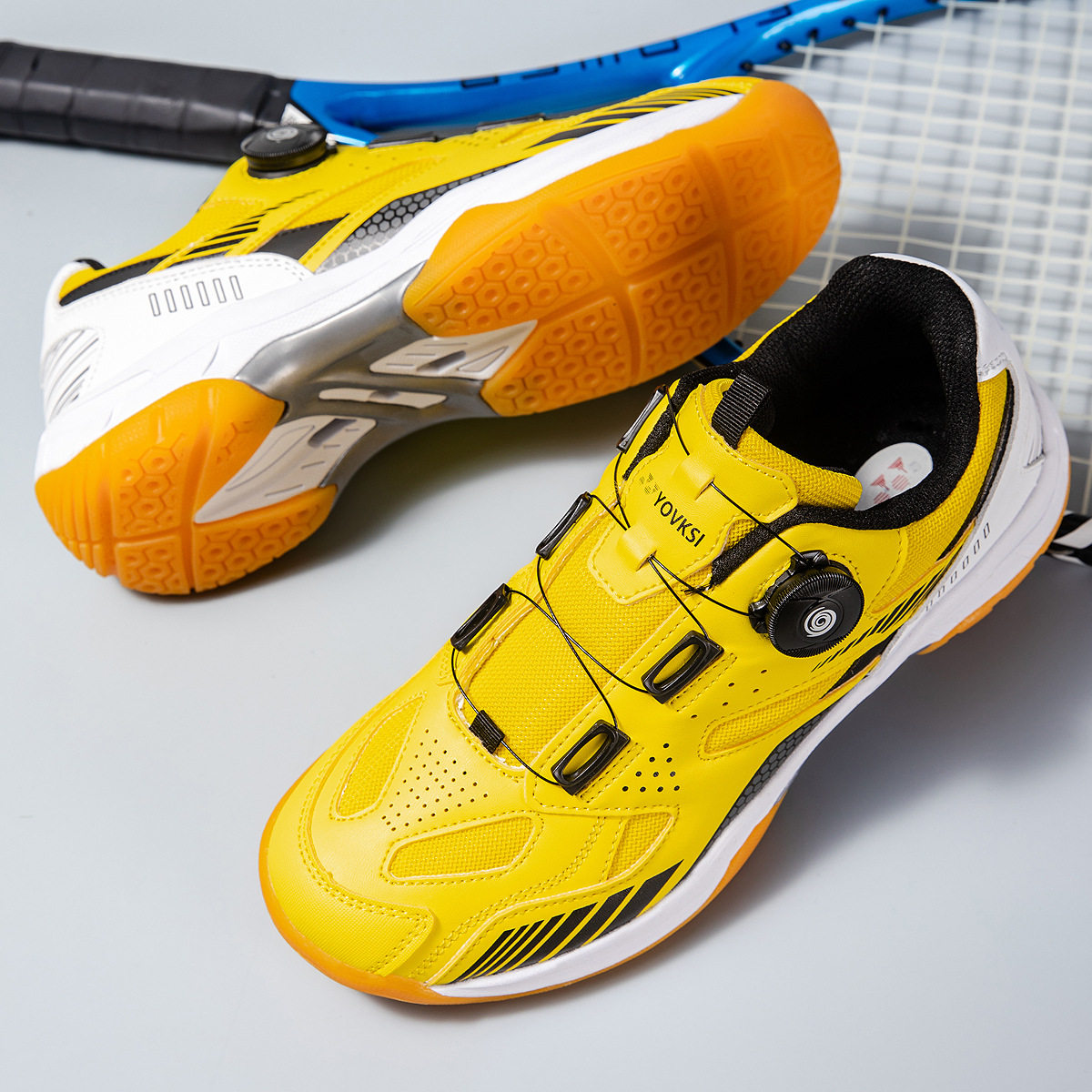 2026年新款羽毛球鞋女款成人青年透气软底专业比赛运动鞋乒乓球鞋