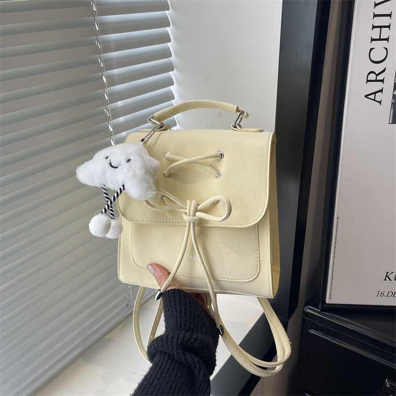 春夏简约时尚学院风双肩包新款多功能潮包包洋气感手提斜挎包女包