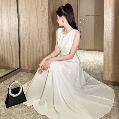 2025夏季新款女装法式千金风收腰大摆长裙简约纯色无袖连衣裙9779