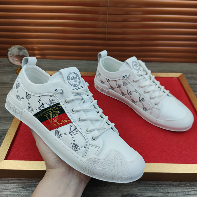 春款飞駝懒人板鞋英伦鞋真皮潮流百搭套脚休闲皮鞋子压花男鞋