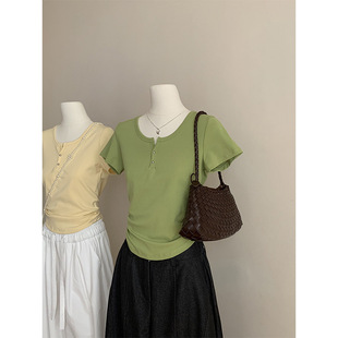 棉T恤女短款 下摆弧形上衣6512 V领短袖 2026夏小剪刀半开金属扣