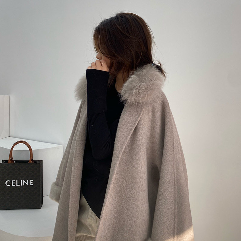 22新款宽松型羊驼绒大衣狐狸毛领中长款加厚纯色羊毛双面呢大衣女
