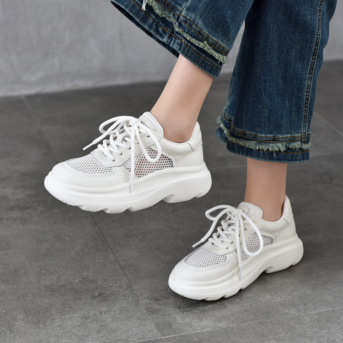 头层牛皮厚底小白鞋女鞋真皮夏款透气网面运动休闲鞋白色松糕单鞋