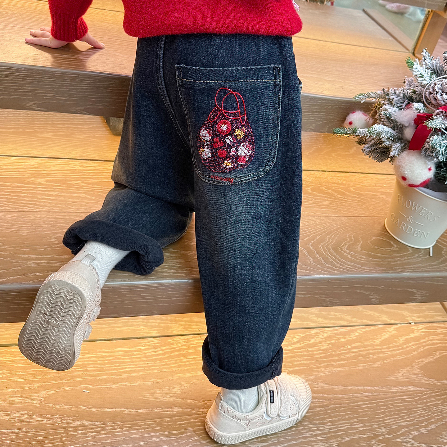 女童加绒裤子秋冬装2025新款儿童加厚牛仔裤小女孩一体绒休闲长裤，童装裤子，祺妙童装