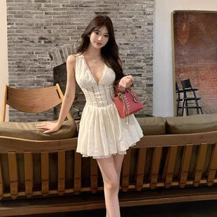 背心连衣裙女夏新款 TZ4108白色V领收腰无袖 小个子纯欲风甜美短裙