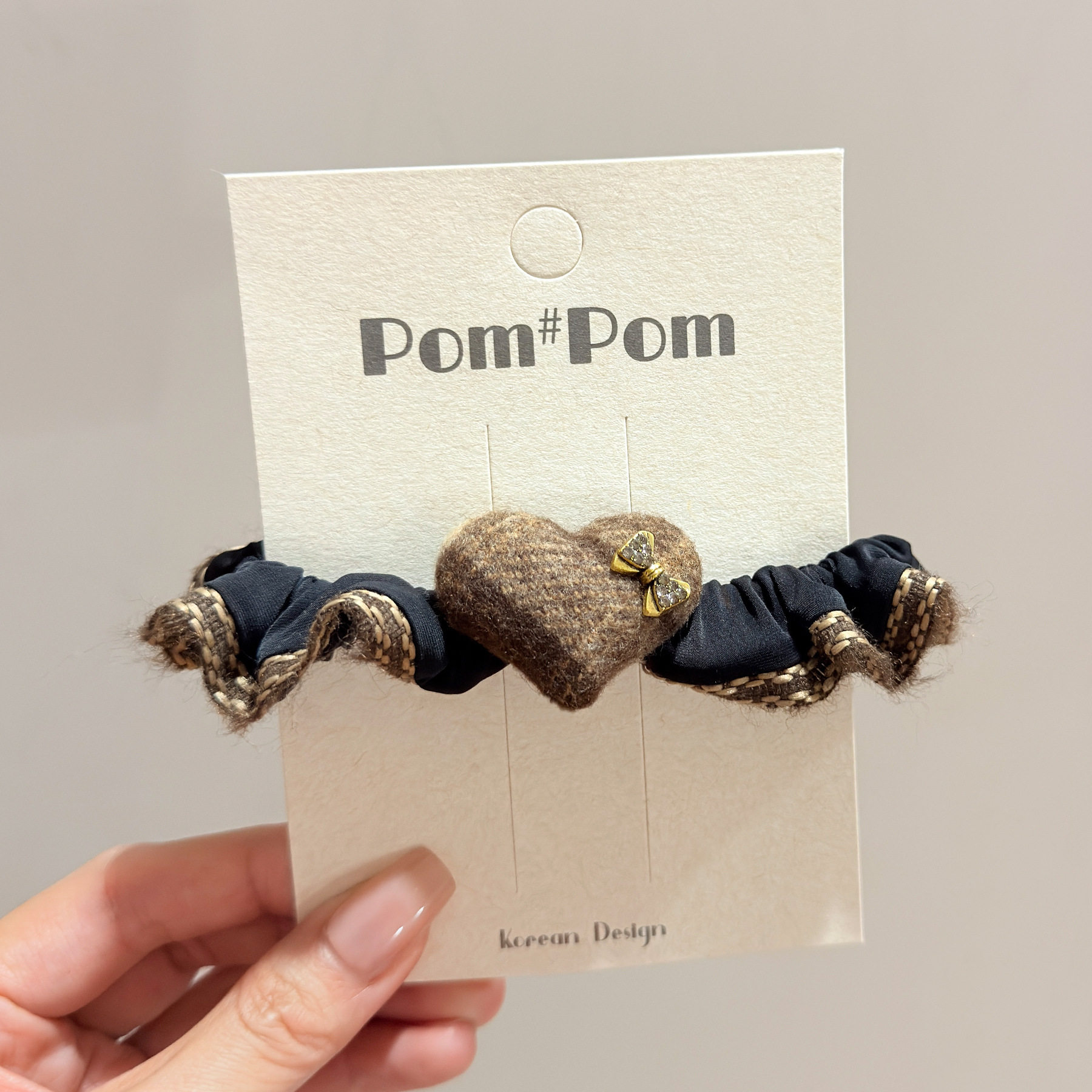 韩国秋冬毛绒编织爱心蝴蝶结大肠发圈精致简约百搭马尾发绳头绳子