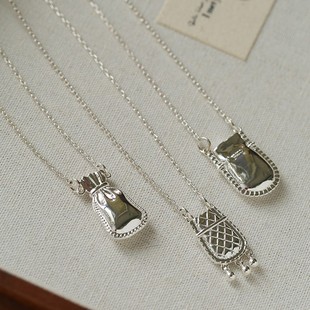 日韩风个性 菱格纹小钱袋项链女小众简约银色福袋铃铛锁骨链
