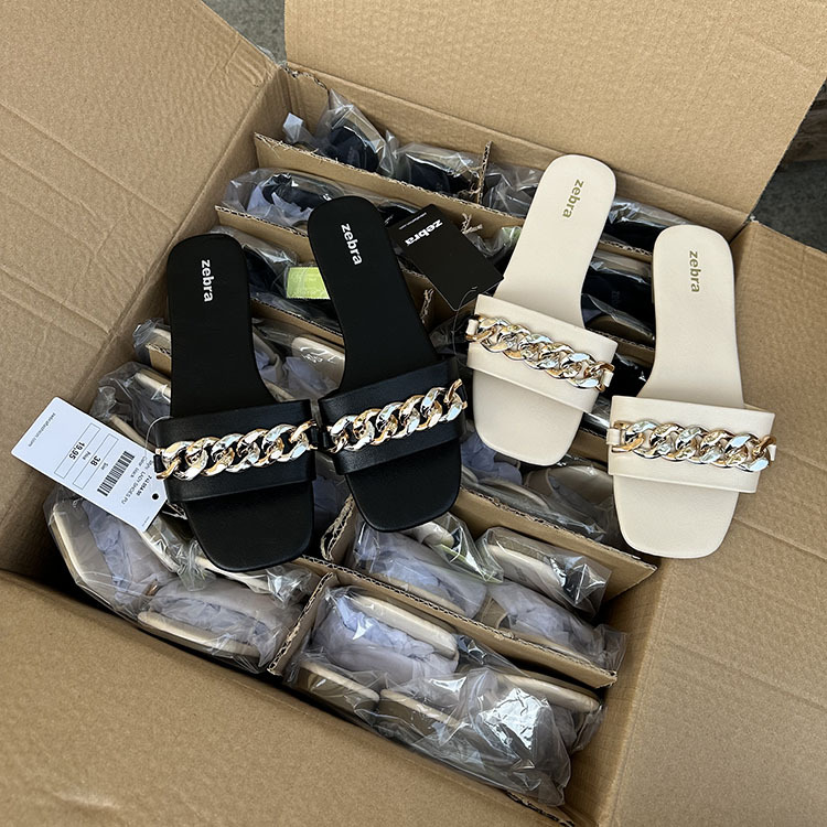 老外订单 外贸24款一字型 平底休闲 鱼嘴链条 平底凉拖鞋大码女鞋