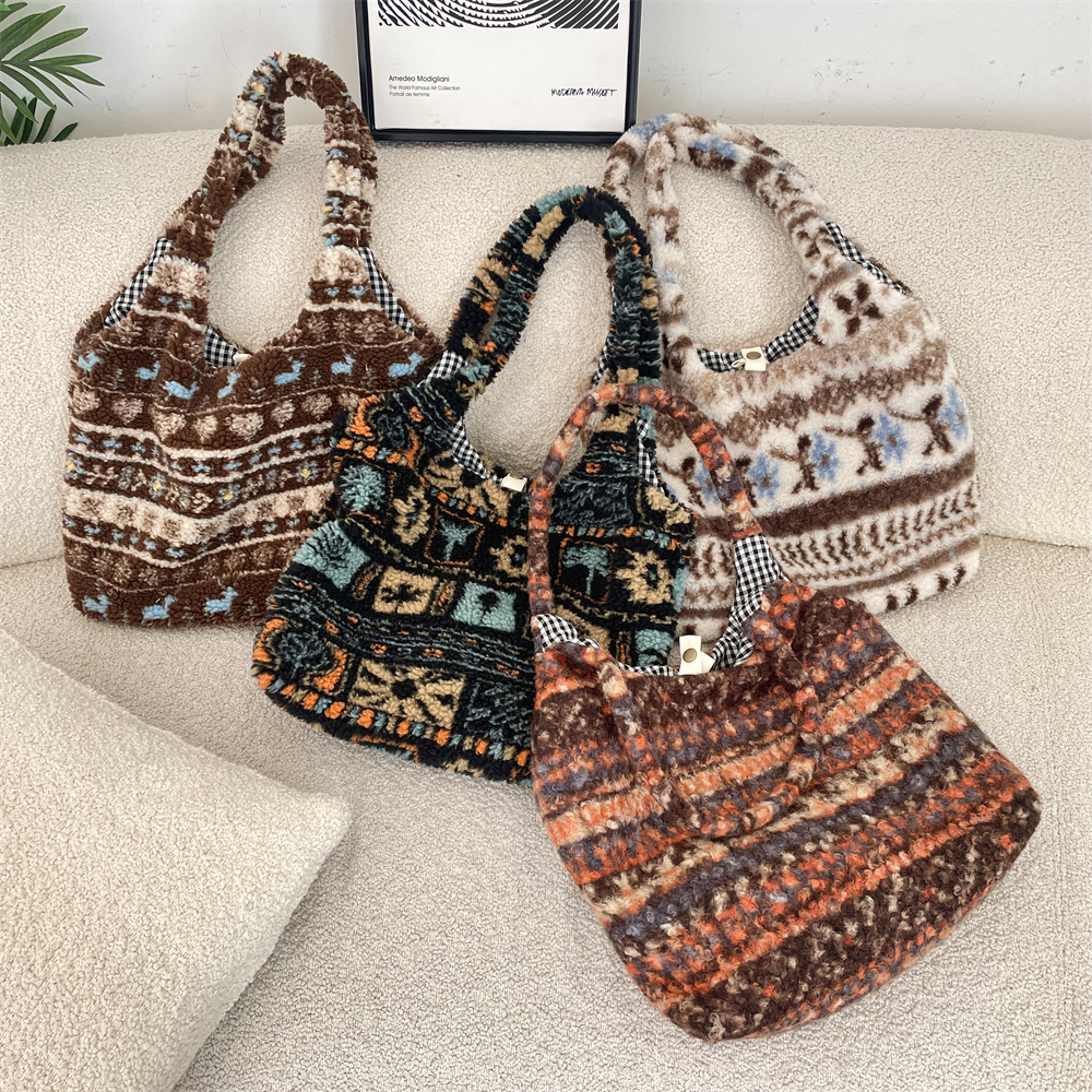 民族风毛绒大容量休闲肩包外出杂物购物袋学生手提背心包