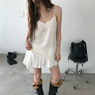 OUNCE现货26夏款百褶叠层蕾丝假两件V领气质温柔风仙女裙吊带裙女