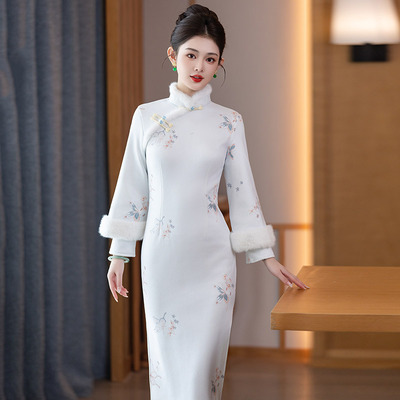 绣花白色加绒国风苏州长袖改良旗袍冬季厚款女新中式2025新款秋冬