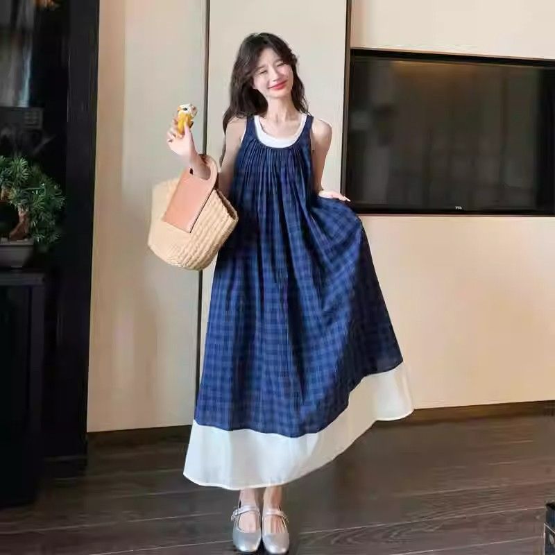 蓝色格子无袖连衣裙女2025夏季韩版文艺复古清新度假吊带背心长裙