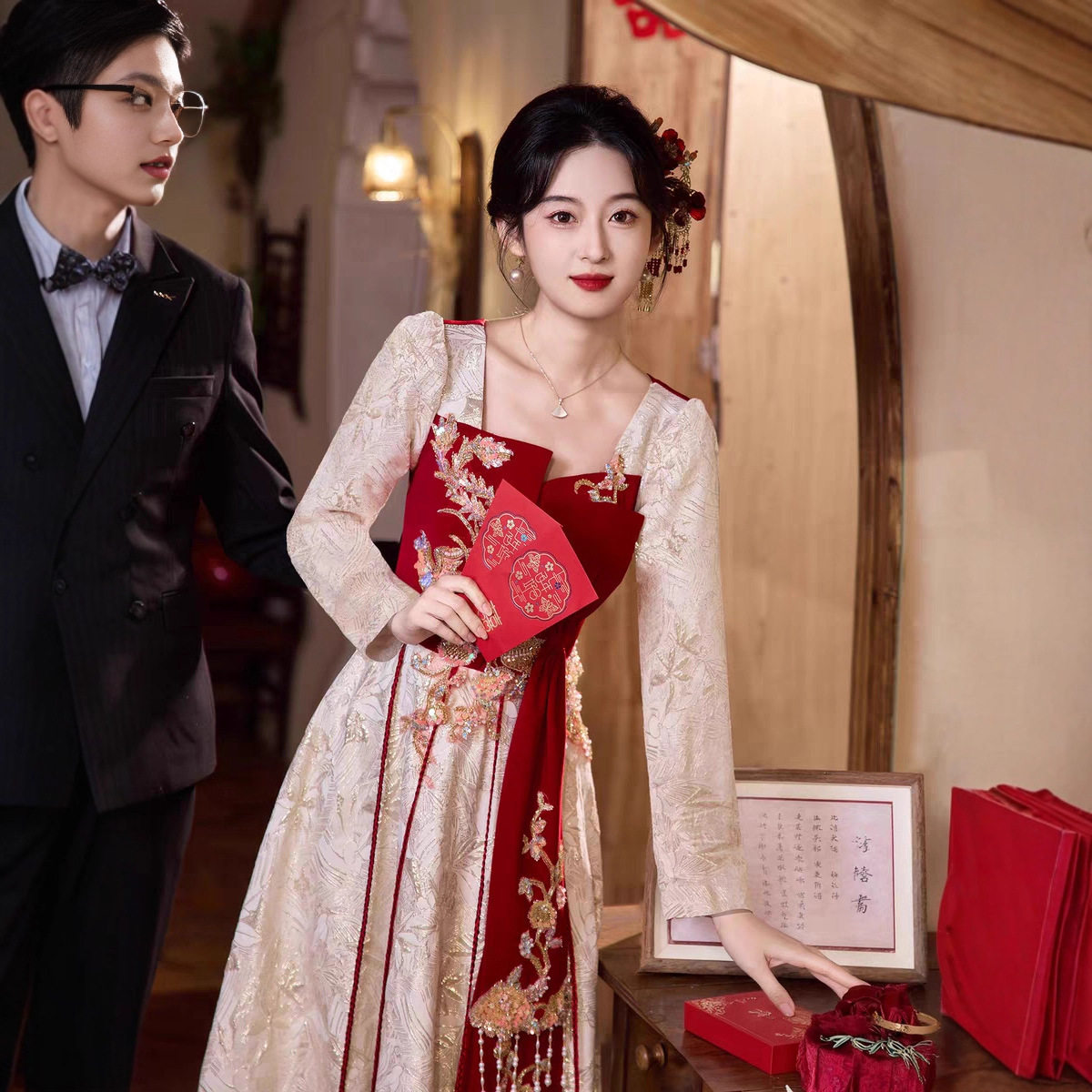 敬酒服新娘2025新款订婚礼服连衣裙结婚当天便装新中式回门服大气