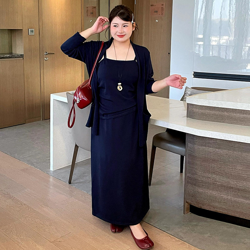 23700大码女装内搭吊带女开衫半裙三件套2026春胖mm针织套装乃粒