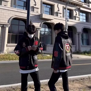 潮牌美式 街字母印花宽松情侣夹克 复古拼接棒球服外套女春秋季