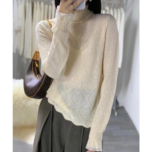 新款女装品质半领蕾丝打底衫