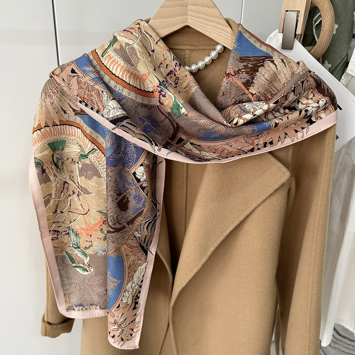 欧美大牌新款高端真丝羊毛围巾秋冬季气质长条披肩领巾丝毛围脖女