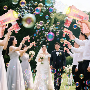 泡泡机结婚专用户外草坪婚礼氛围感出片全自动手持伴娘团拍照道具
