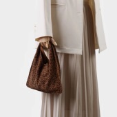 2025新款 小众设计磨砂牛皮豹纹三角包简约手拎包斜挎包复古高级感