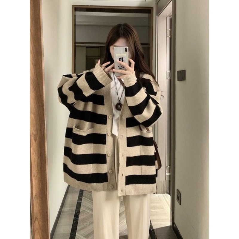 极速大码复古港味条纹V领开衫毛衣外套秋季新款慵懒风宽松保暖上