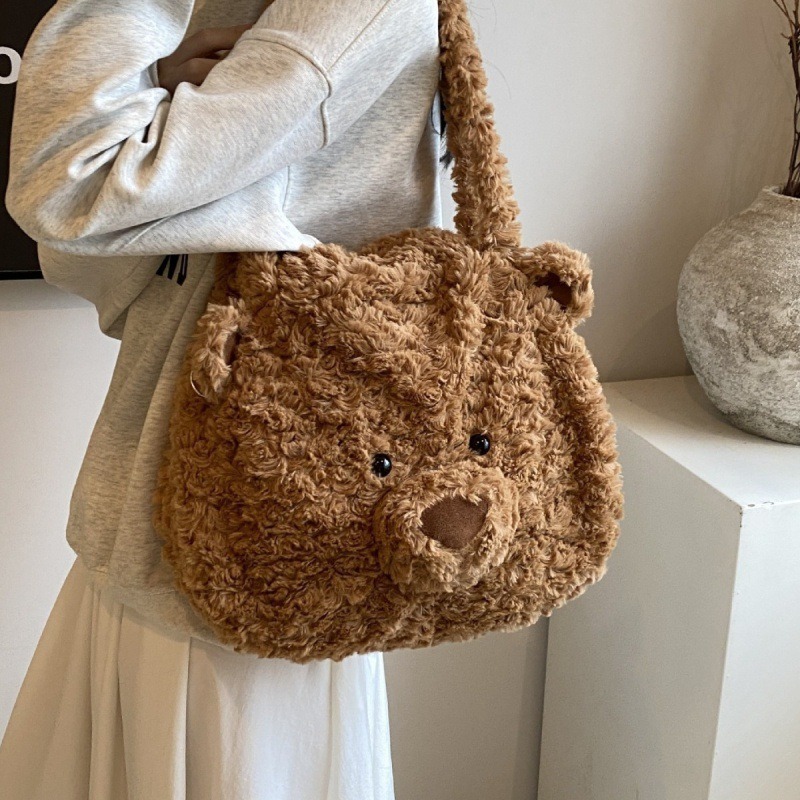 小熊双肩包秋冬毛绒包