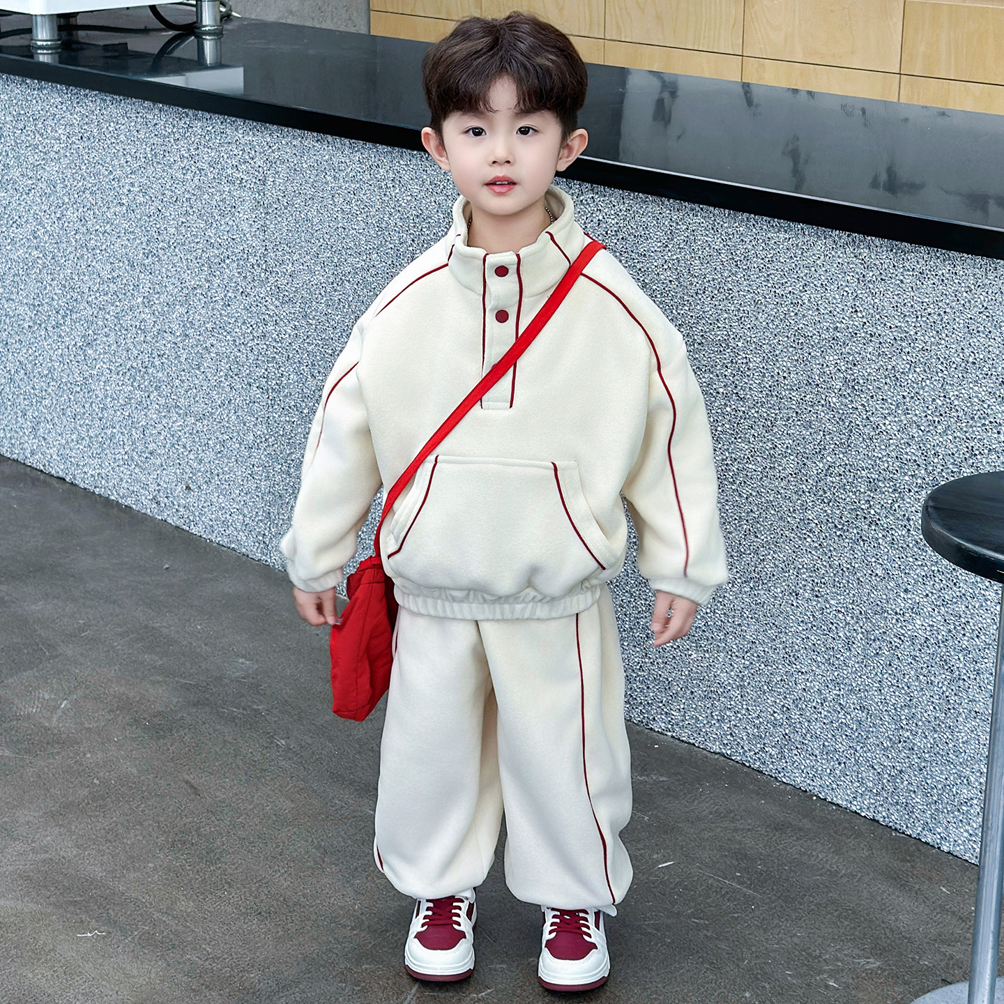 童加绒套装2025新款儿童加厚卫衣卫裤两件套孩冬季时髦运动服P106，童装休闲套装，祺妙童装