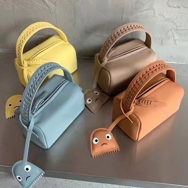 外贸尾货清仓特价出口韩法国意大利斜挎包女包潮编织波士顿手提包