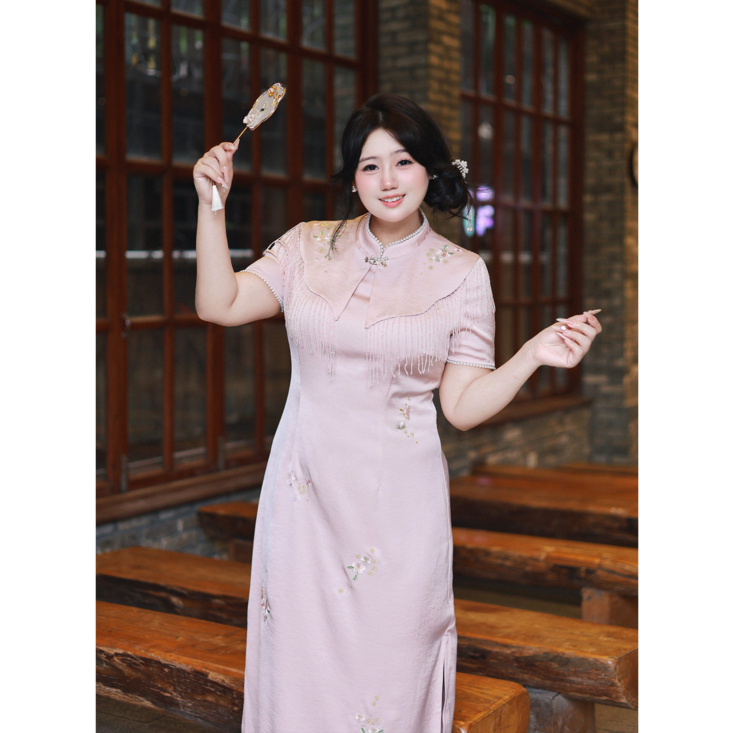 国风新中式云肩+印花裙敬酒服