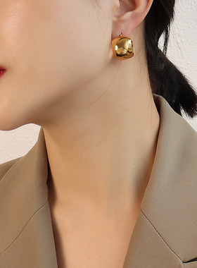 Marka法国earring圆球C型耳环质量版本钛钢镀18K真金耳饰 F446