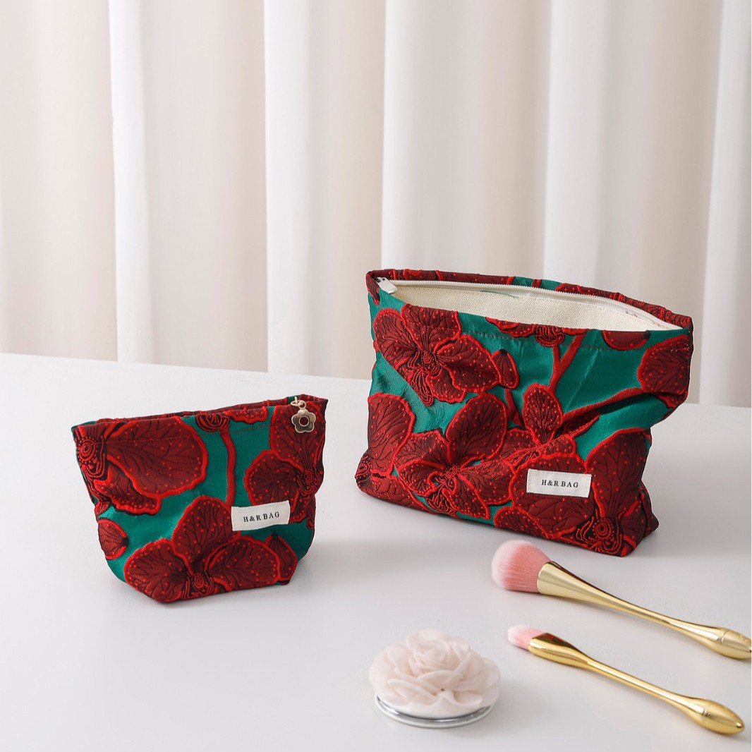 新款复古中国红提花帆布化妆包大容量级感手拿包收纳袋零钱包