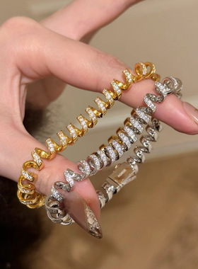 18K真金电镀锆石扭曲弹簧拼接手链轻奢感手环手镯复古气质手饰 女
