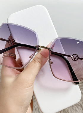 金属抄片方形大框墨镜2024新款时尚女士太阳镜sunglasses眼镜