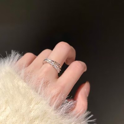 交叉戒指环镶锆石时尚个性女